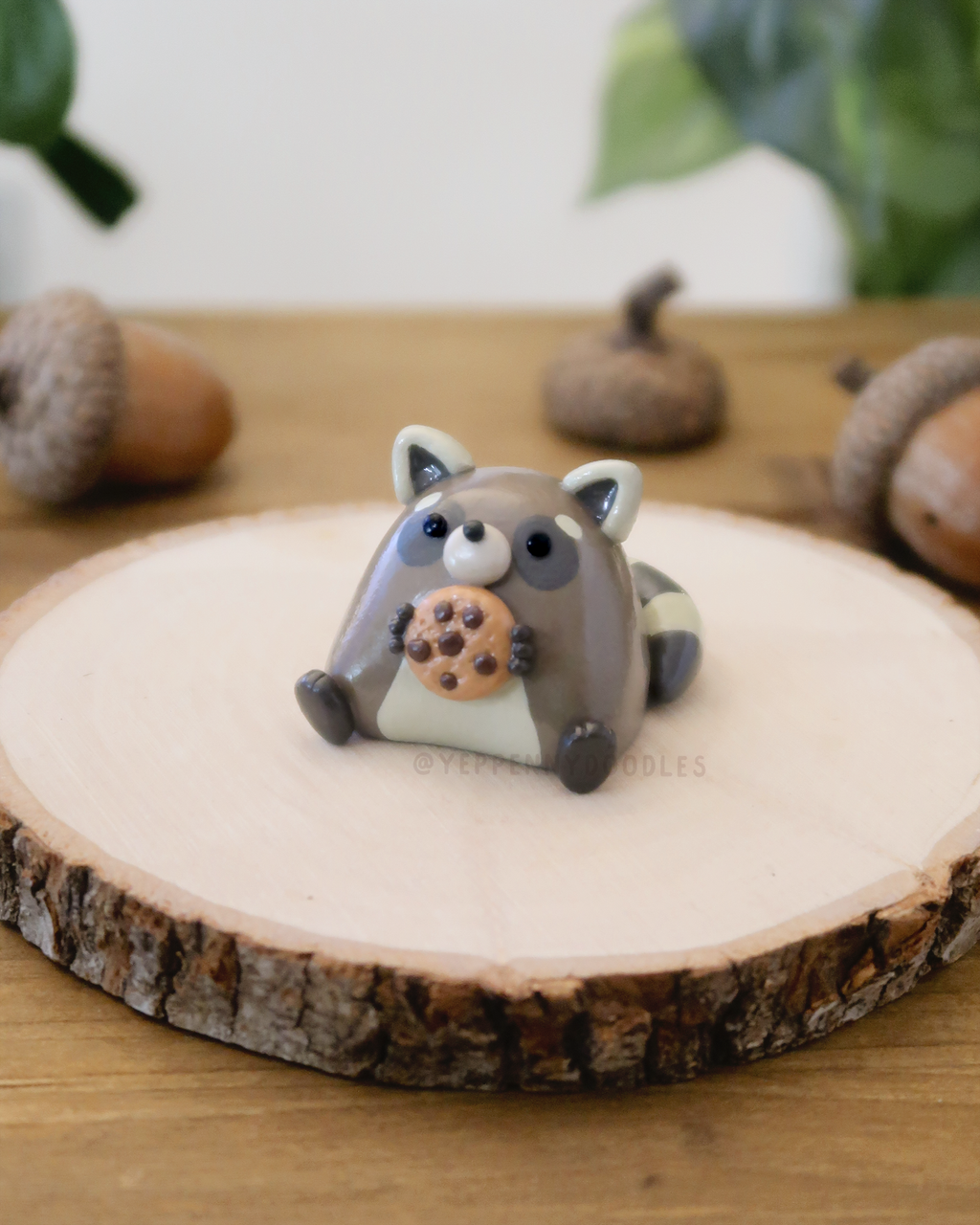 Cookie Raccoon - Miniature Clay Desk Buddy